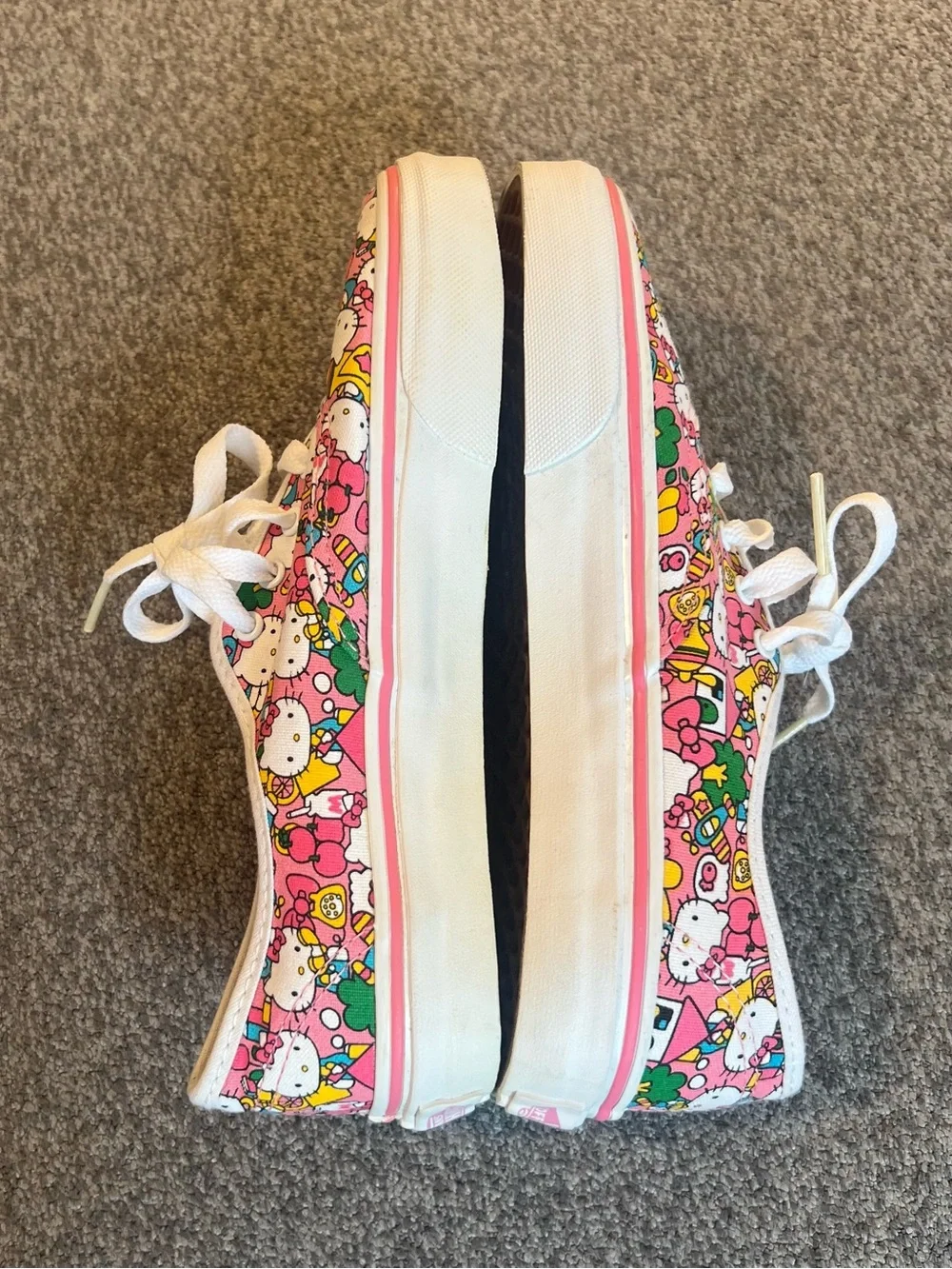 Vans Kids Pink Hello Kitty Pattern Lace-Up Sneakers
